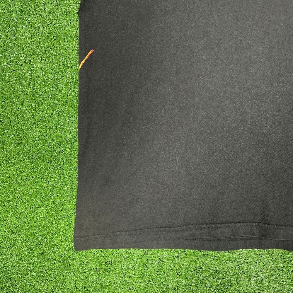 Vintage Marlboro Unlimited Lizard Shirt Mens XL Black Graphic Pocket Tee 90s USA - Picture 12 of 16